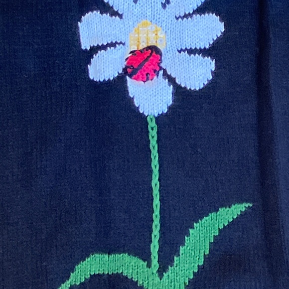 Quacker factory size, extra large, button-down, short, sleeved cardigan - Picture 5 of 6